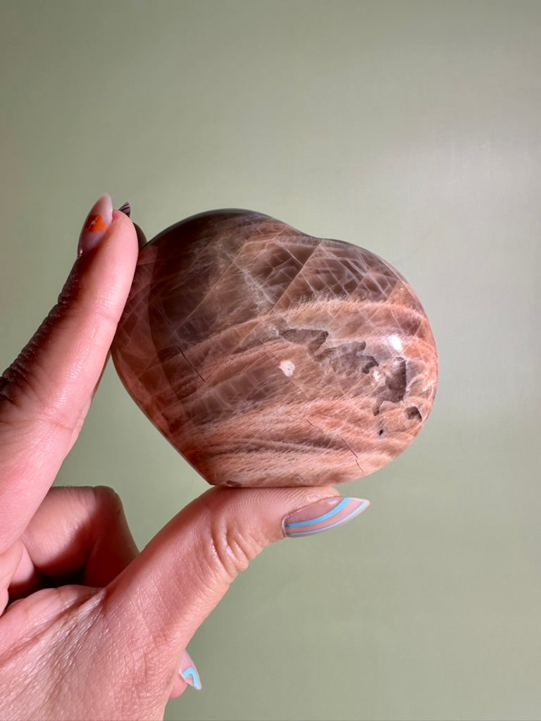 Peach Moonstone Heart | Love, Emotional Healing & New Beginnings Crystal