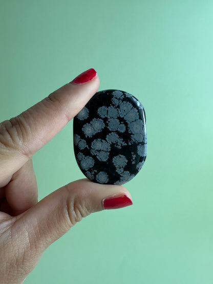 Snowflake Obsidian Flat Palm