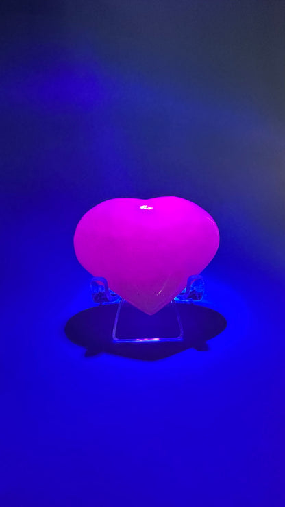 Pink Calcite Heart UV Reactive – Option A
