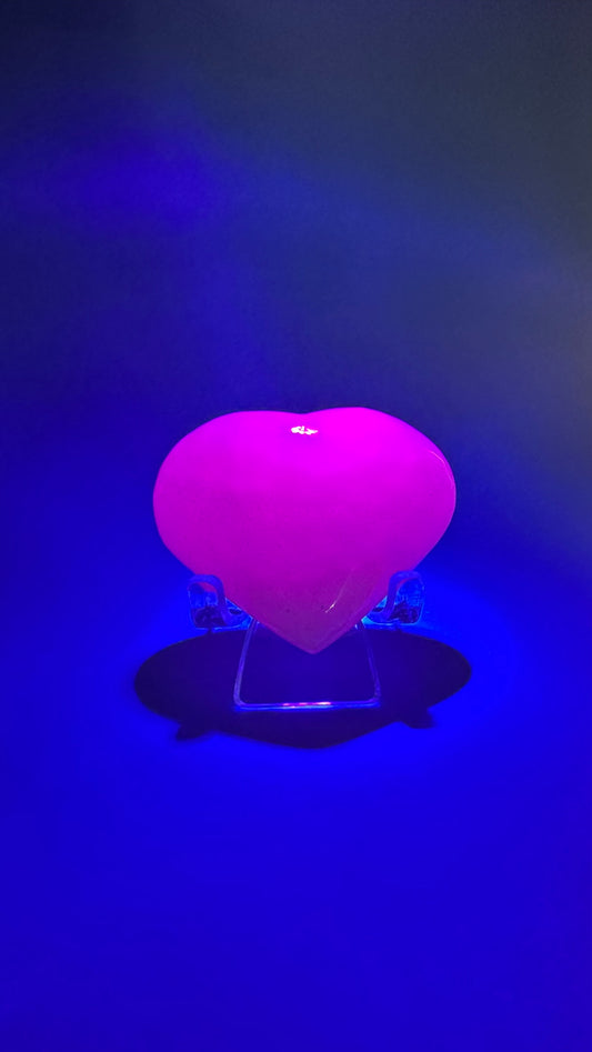 Pink Calcite Heart UV Reactive – Option A