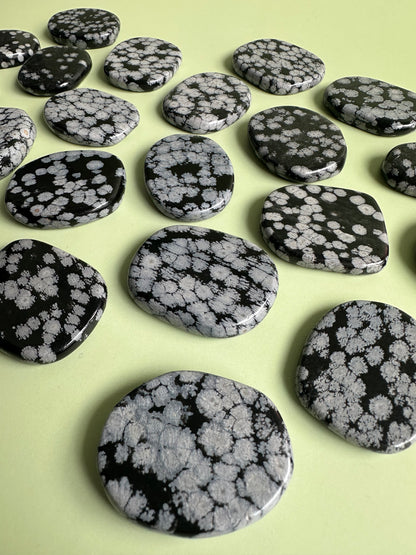 Snowflake Obsidian Flat Palm