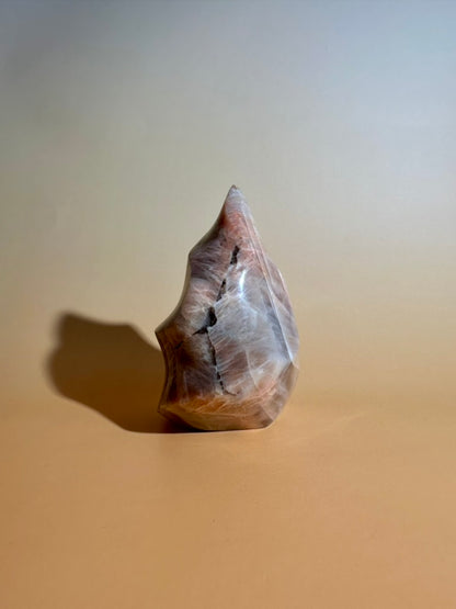 Peach Moonstone Flame – Option A | New Beginnings, Intuition & Feminine Energy Crystal
