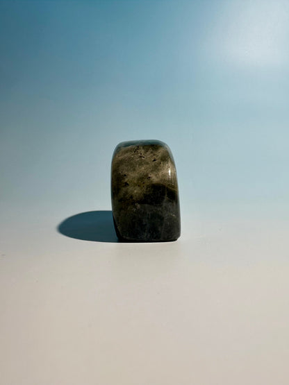 Small Sunset Flash Labradorite Standing  Freeform – Option L