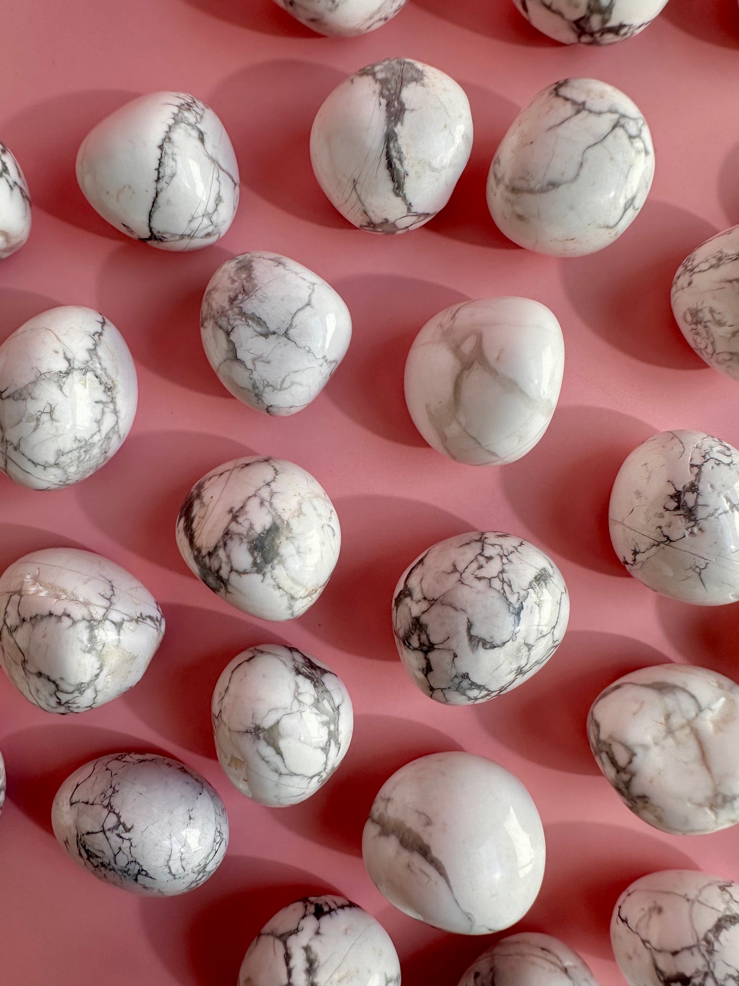 Howlite Tumble