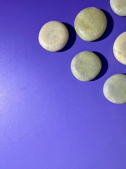 Serpentine Mini Round Flat Palm
