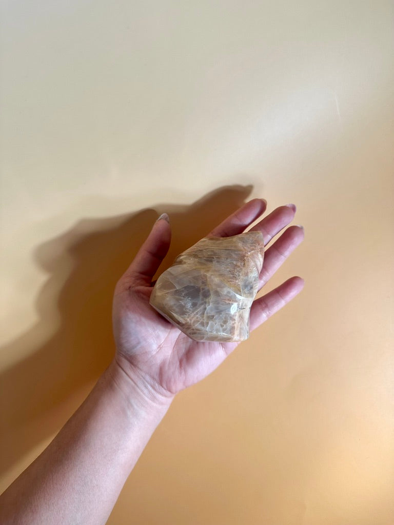 Peach Moonstone Flame – Option A | New Beginnings, Intuition & Feminine Energy Crystal