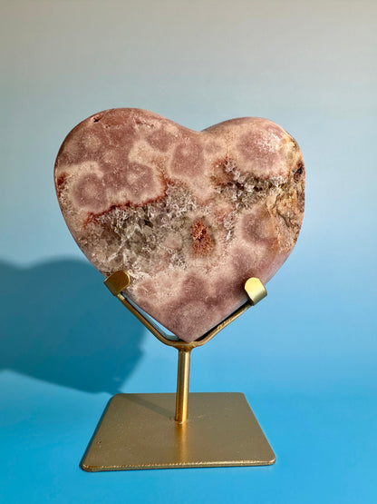 Pink Amethyst Heart on Gold Stand – Option D