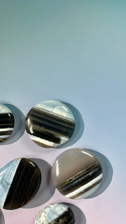 Blue Opal Round Flat Palm