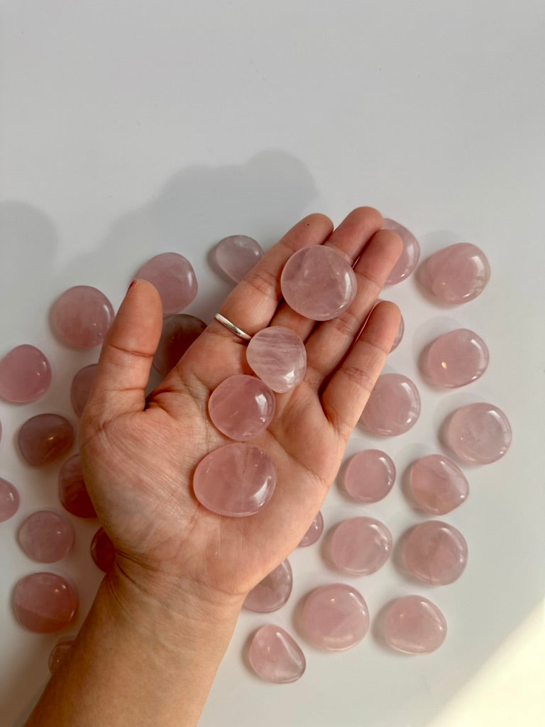 Rose Quartz Mini Flat Palm