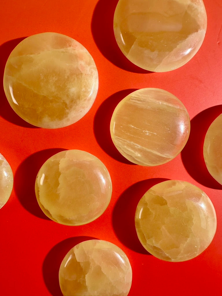 Yellow Calcite Round Flat Palm