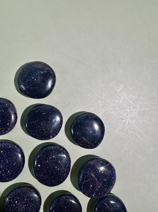 Blue Goldstone Mini Round Flat Palm