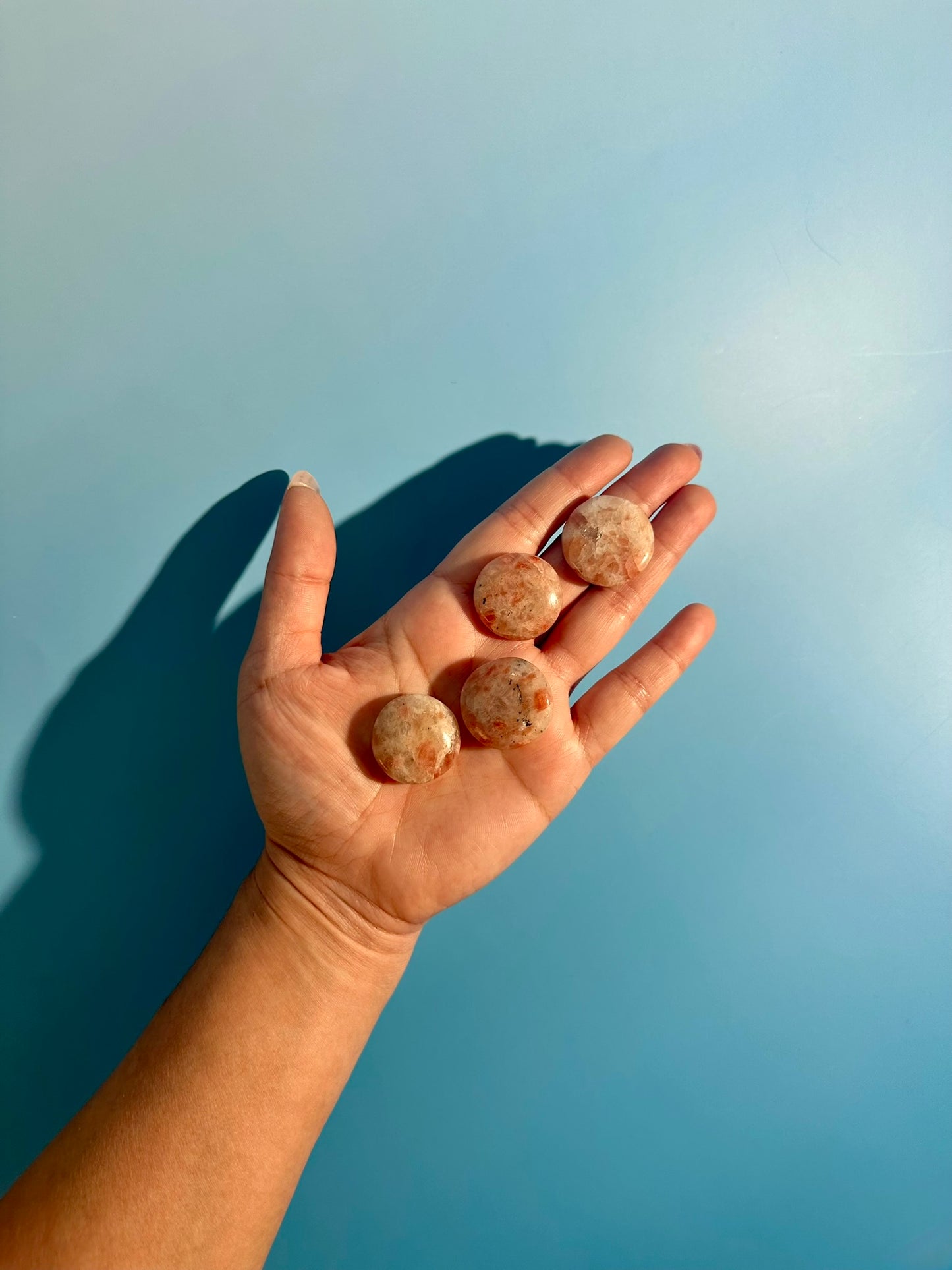 Sunstone Mini Round Flat Palm