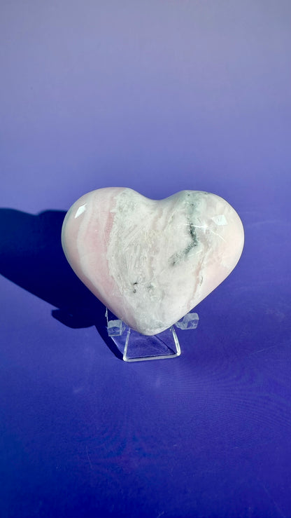 Peruvian Pink Mangano Calcite Heart UV Reactive – Option C