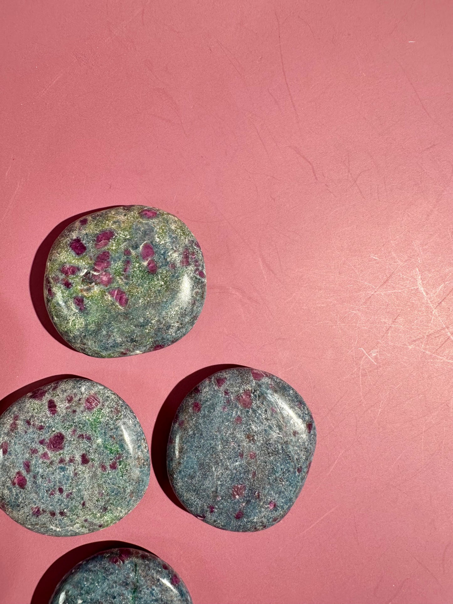 Ruby Fuchsite Round Flat Palm