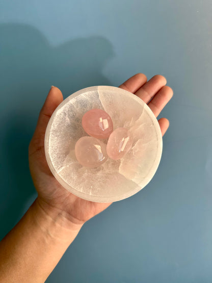 Medium Round Satin Spar (Selenite) Bowl