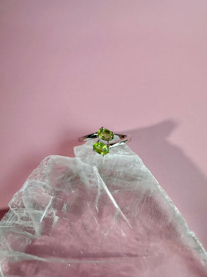 925 Sterling Silver Alma Toi et Moi Two-Stone Adjustable Faceted Peridot Prong Ring