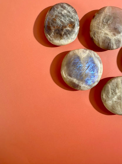 Sunstone Moonstone Round Flat Palm