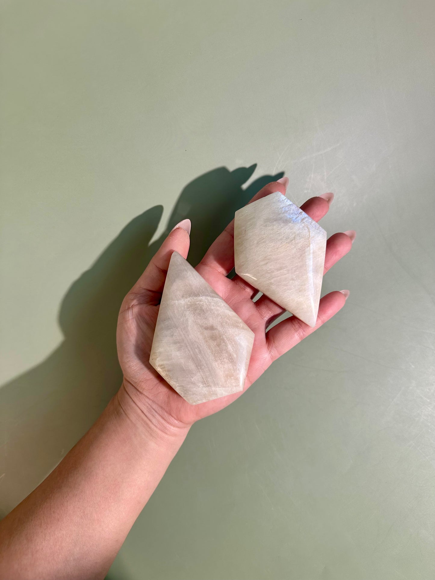 Flashy White Moonstone Flame