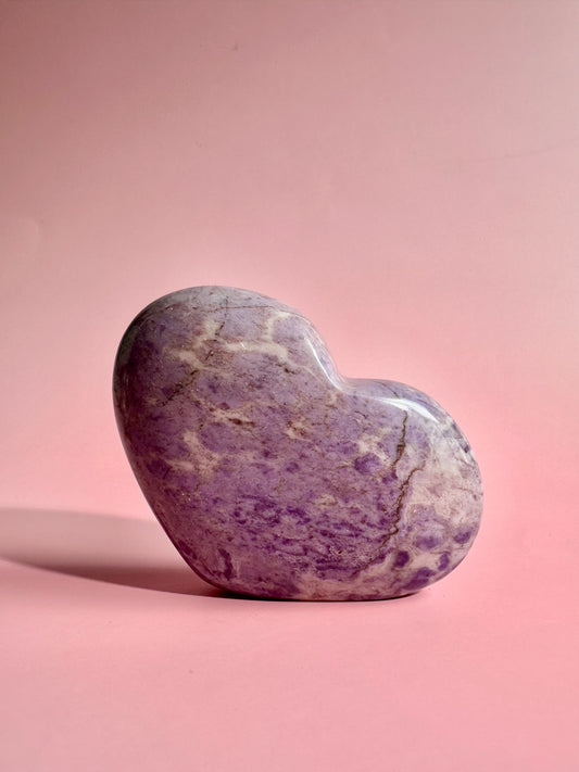 Purple Jade Standing Heart Carving