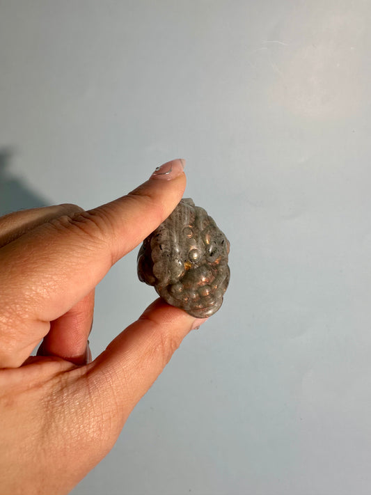 Flashy Labradorite Money Toad – Option B