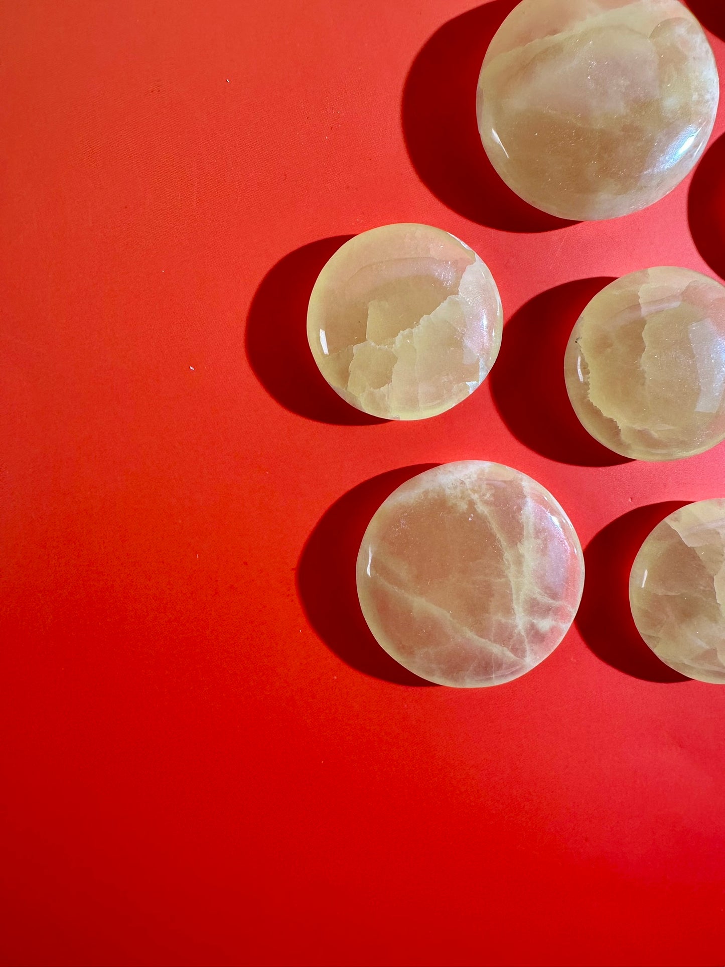 Yellow Calcite Round Flat Palm