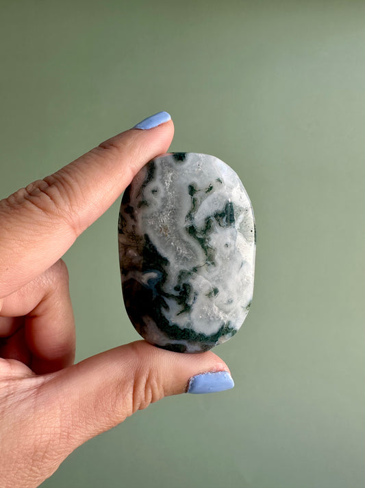 Moss Agate Palm Stone