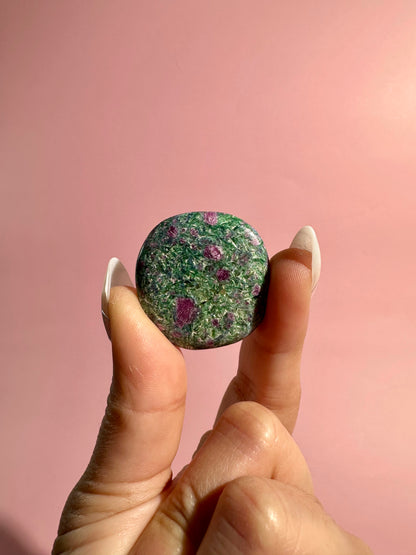 Ruby Fuchsite Mini Round Flat Palm