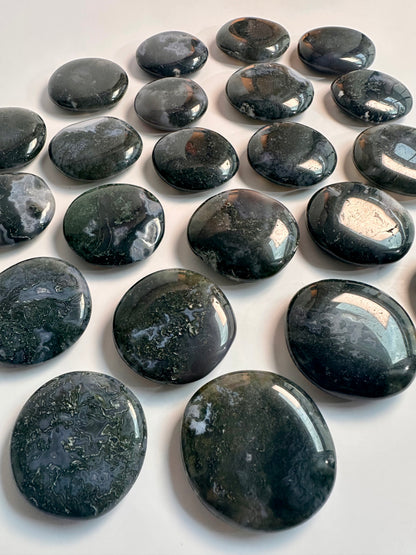 Moss Agate Flat Palm