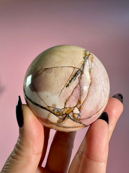 Mookaite Jasper Sphere – A