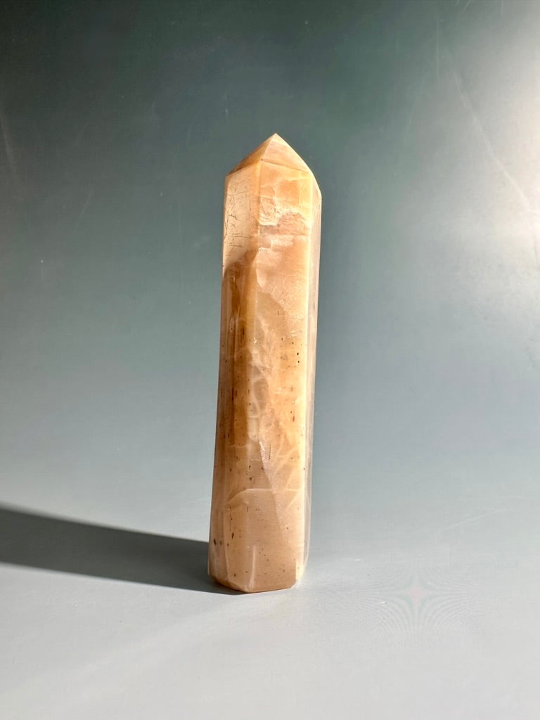 Peach Moonstone Tower – Option A | New Beginnings, Intuition & Feminine Energy Crystal