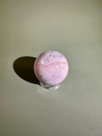 Peruvian Pink Mangano Calcite Sphere UV Reactive – Option D