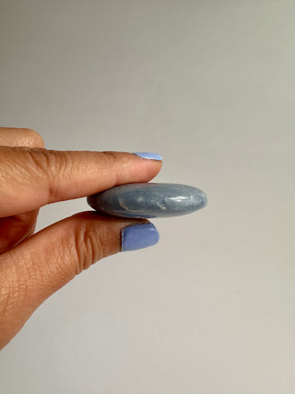 Angelite Flat Palm