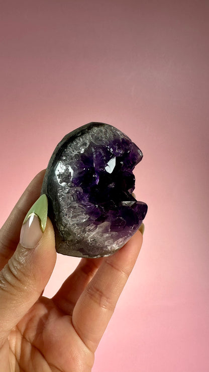 Small Uruguayan Amethyst Cut Base – Option A