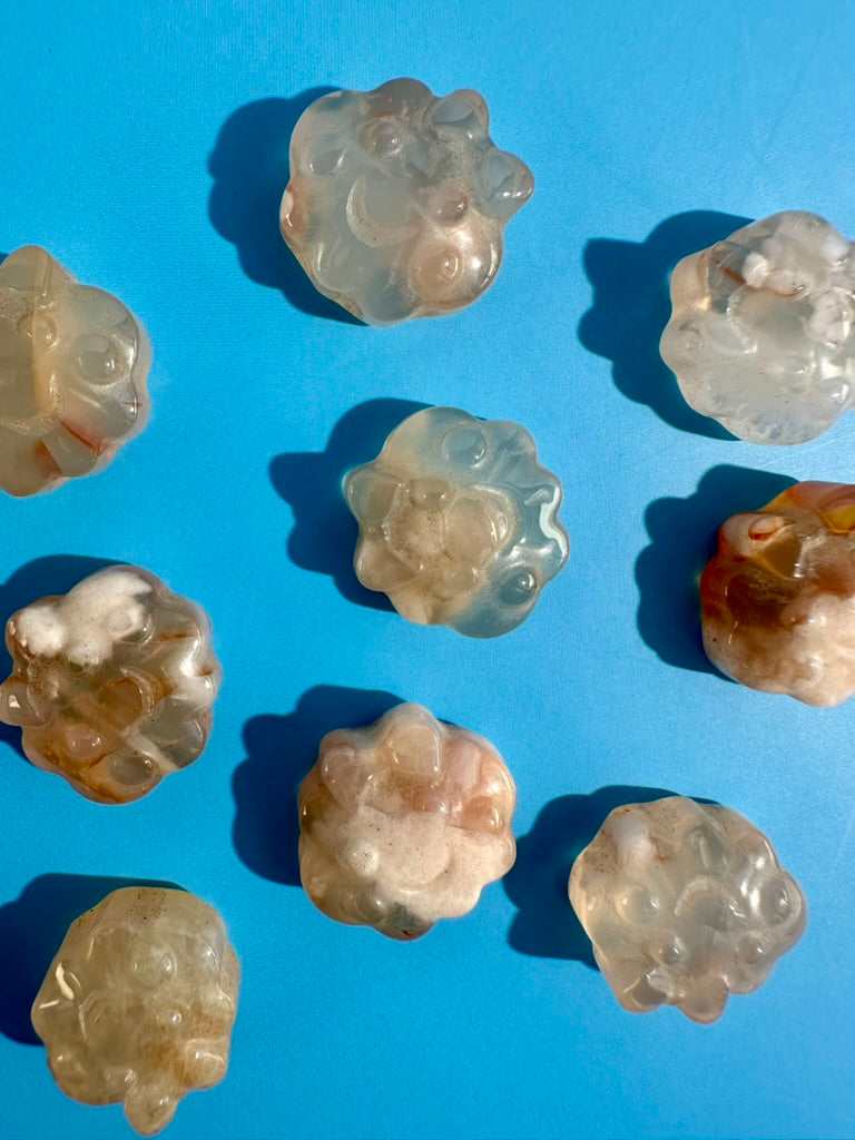 Mini Flower Agate Smiley Cloud | Cute Crystal Carving