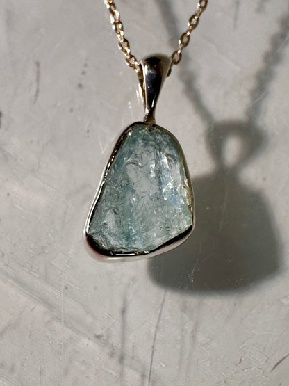 925 Sterling Silver Rough Aquamarine Bezel Pendant Necklace