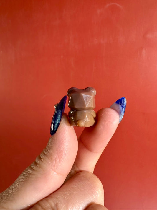 Mini Alashan Agate Sitting Bear | Crystal Carving