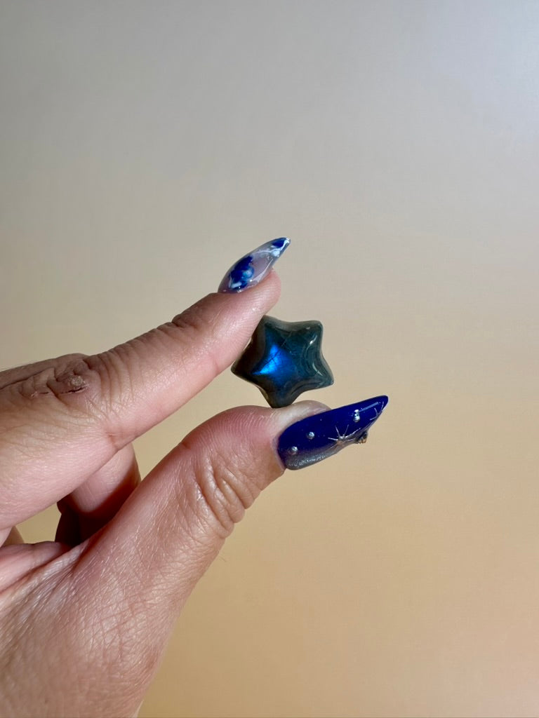 Mini Labradorite Star | Flashy Crystal Carving