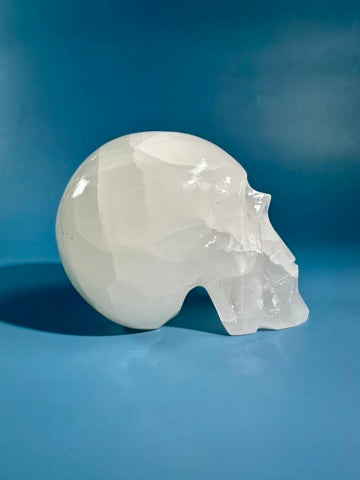 White Onyx Calcite Skull Carving (UV Reactive)