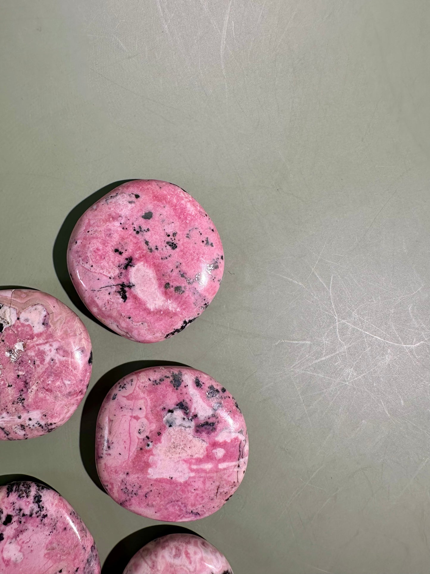 Rhodonite Round Flat Palm