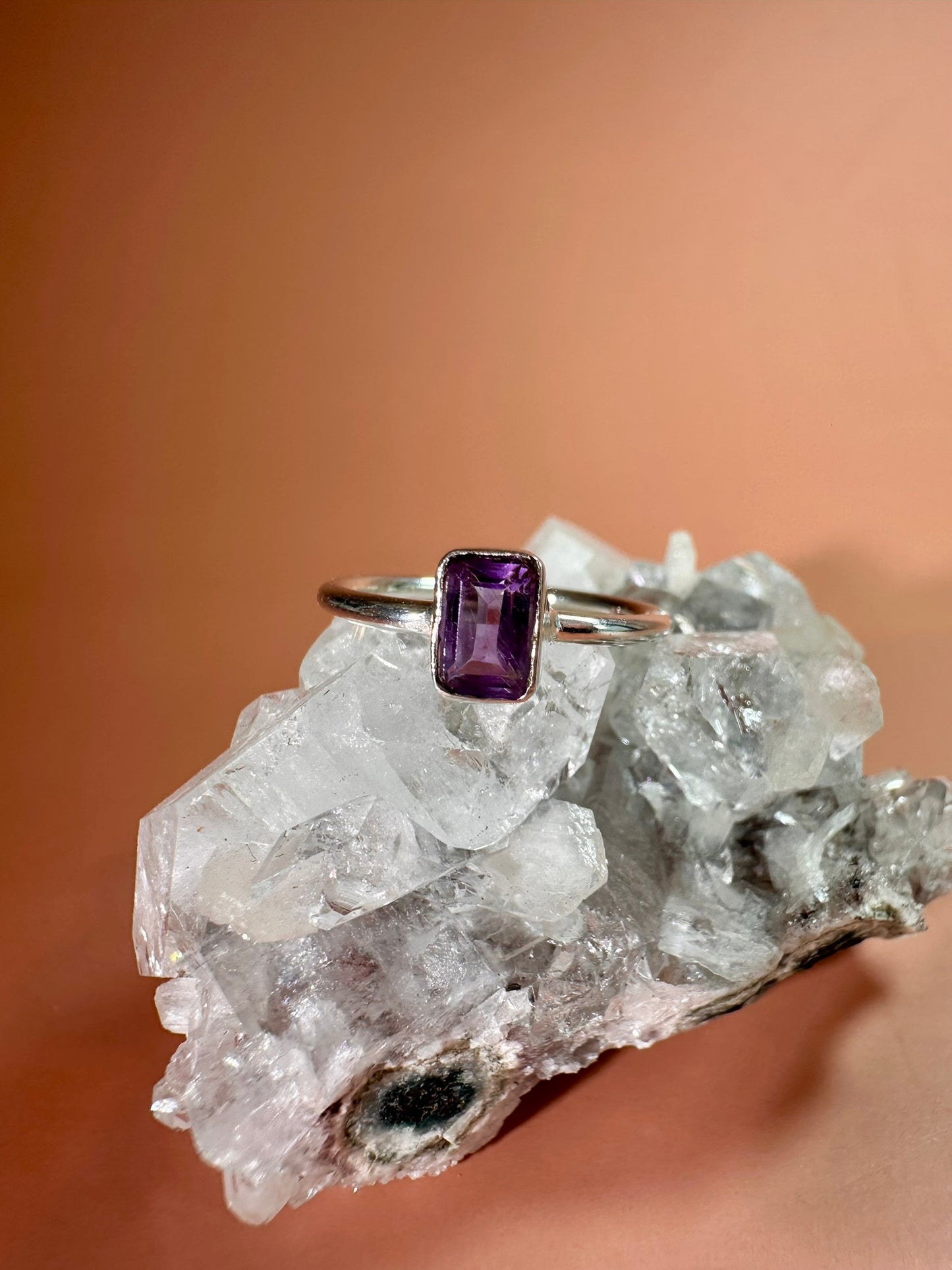 925 Sterling Silver Solitaire Emerald Faceted Amethyst Bezel Ring