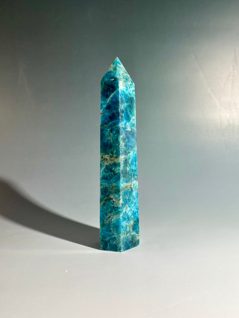 Blue Apatite Tower – Option C | Collector Crystal, Intuition & Personal Growth