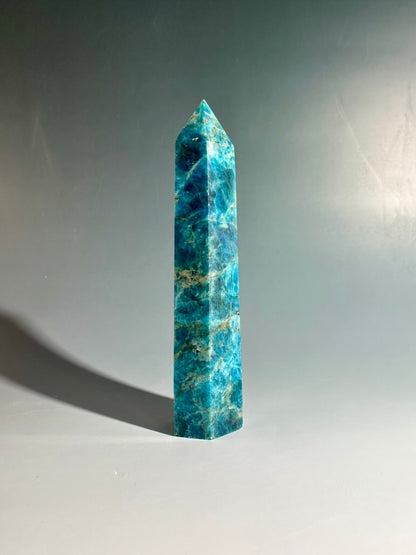 Blue Apatite Tower – Option C | Collector Crystal, Intuition & Personal Growth