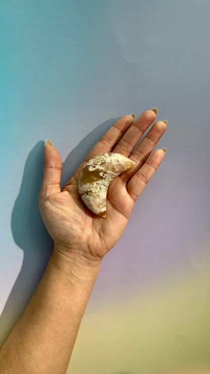 Flower Agate Crescent Moon – Option D