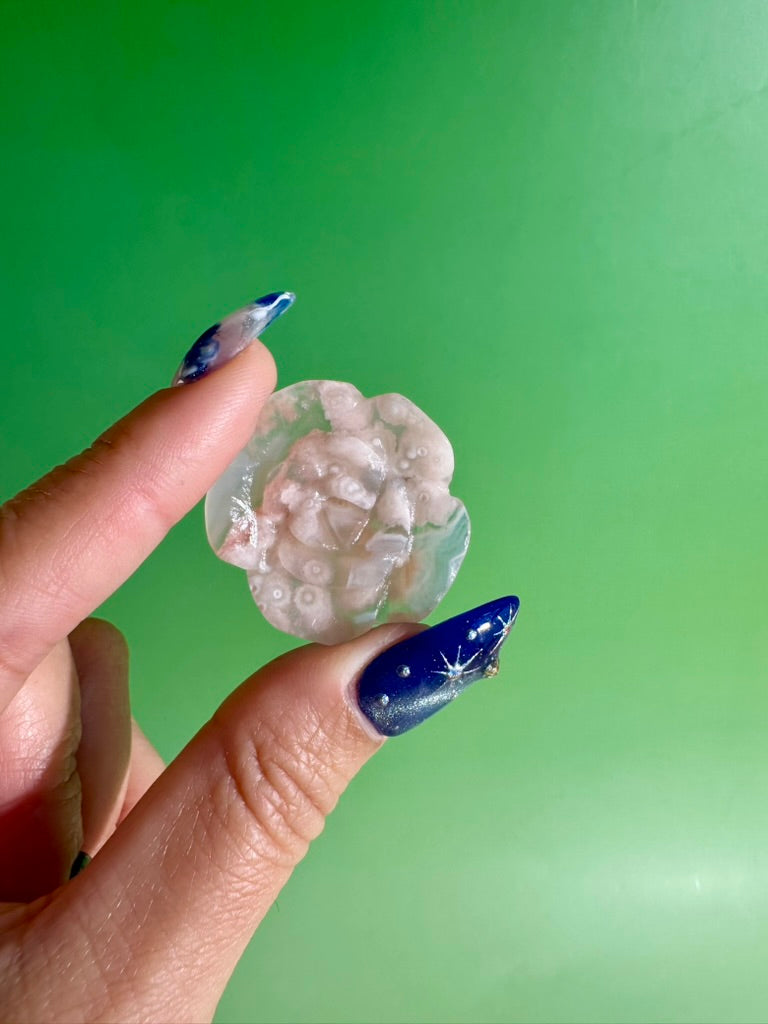 Small Flower Agate Flower | Floral Crystal Carving