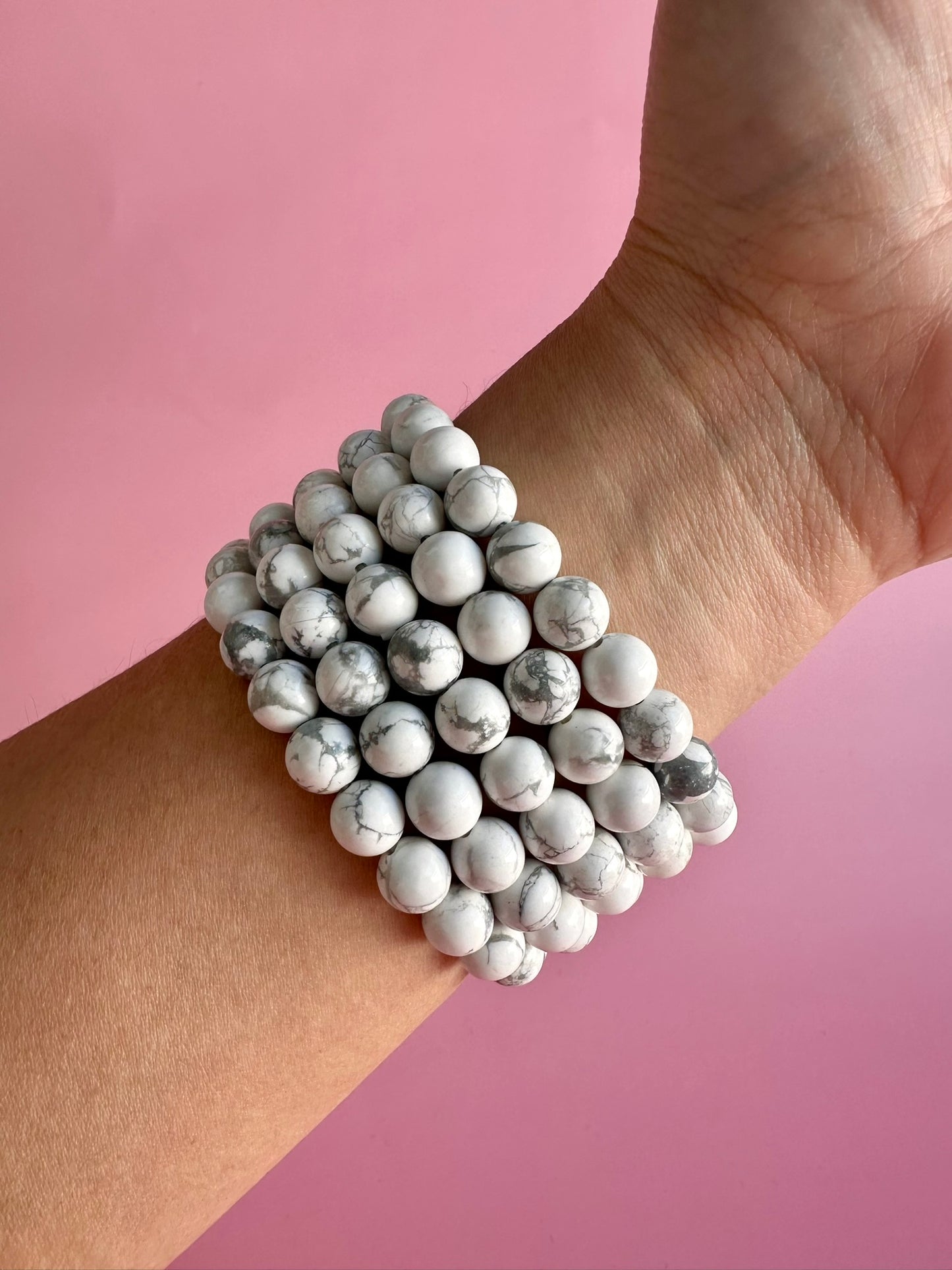 8mm Howlite Bracelet
