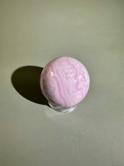 Peruvian Pink Mangano Calcite Sphere UV Reactive – Option D