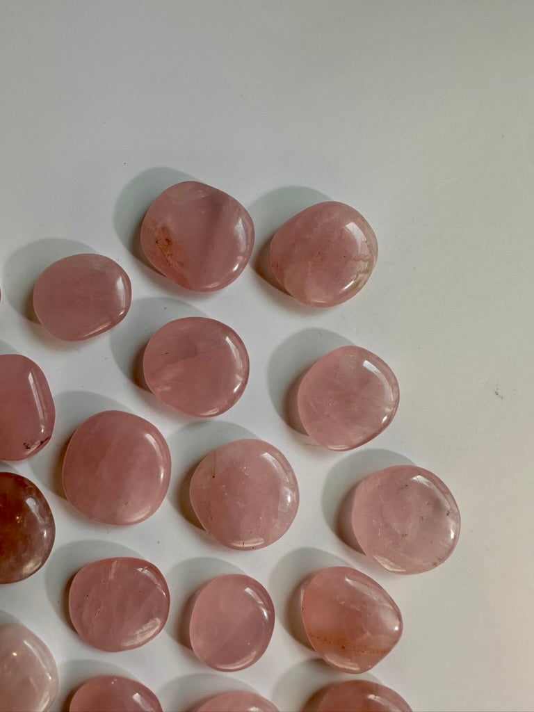 Rose Quartz Mini Flat Palm