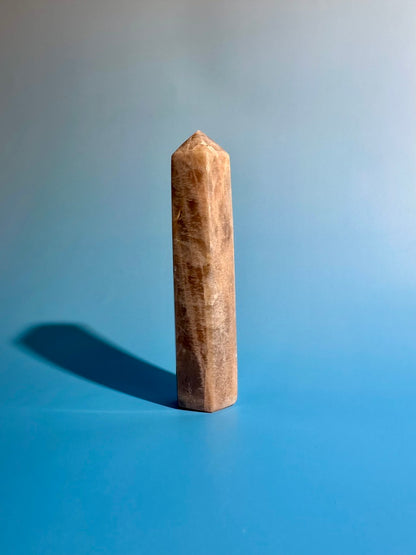 Peach Moonstone Tower – Option B | Emotional Healing, Calm & Inner Peace Crystal
