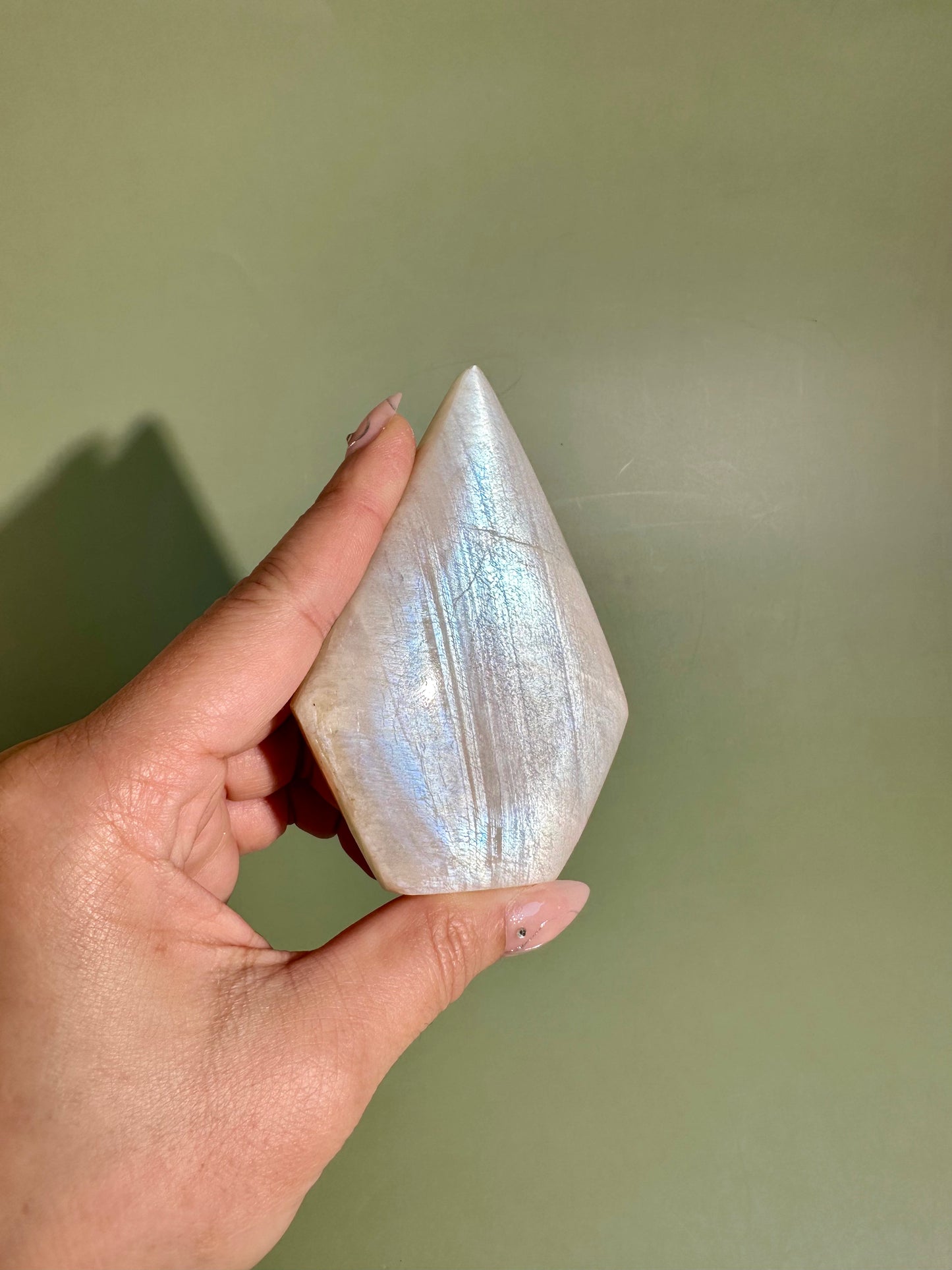 Flashy White Moonstone Flame
