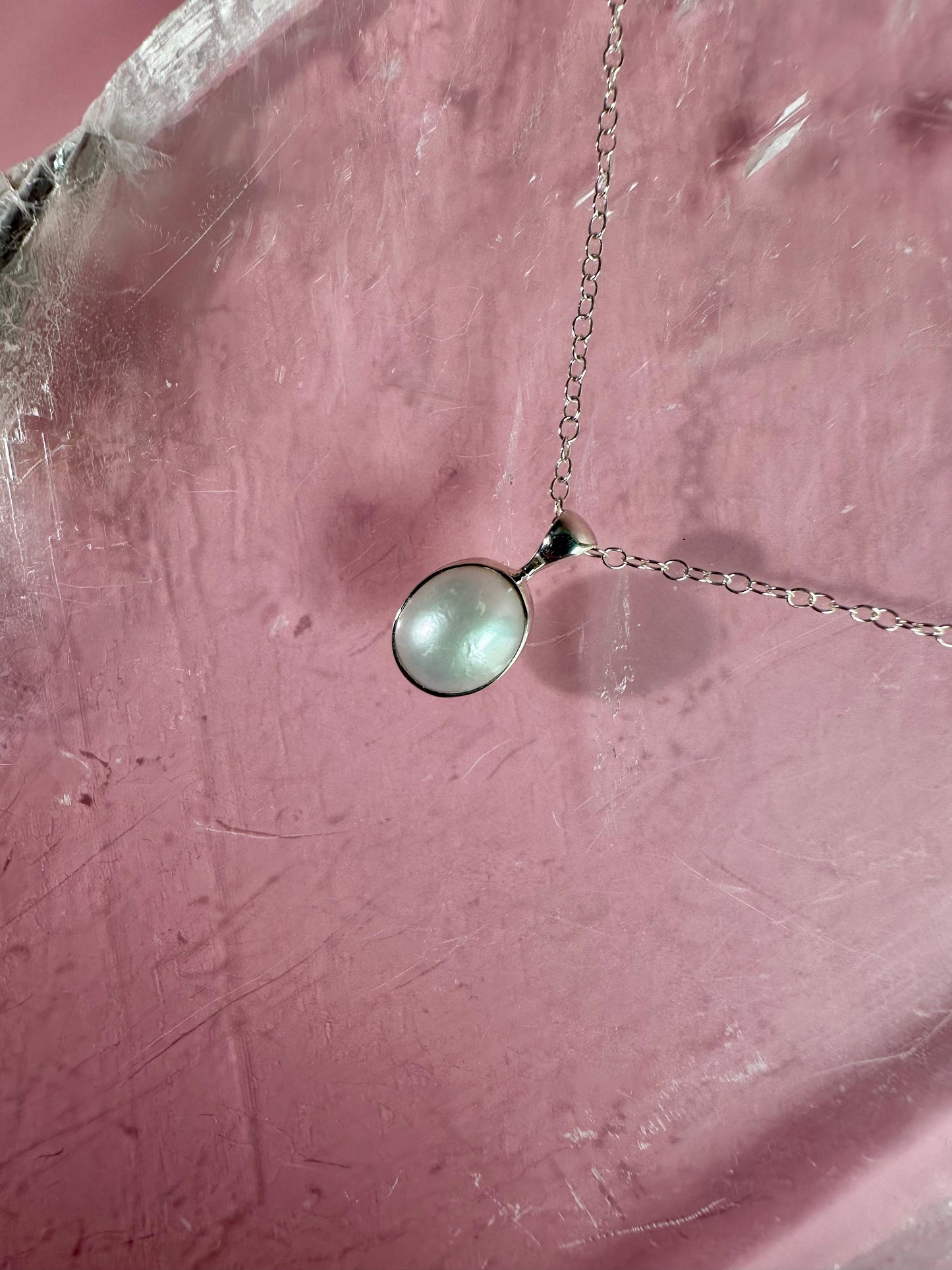 925 Sterling Silver Pearl Oval Bezel Pendant Necklace